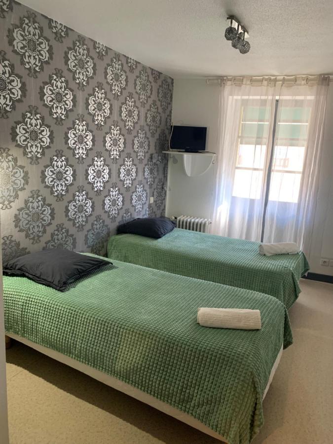 La Taniere De La Bete Panzió Saugues Kültér fotó